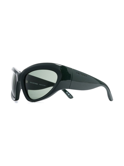 Shop Balenciaga Gradient-lens Cat-eye Sunglasses In Grün