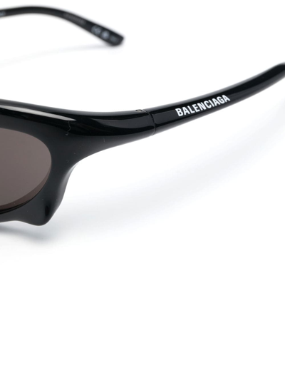 Shop Balenciaga Bat Rectangle Sunglasses In Schwarz