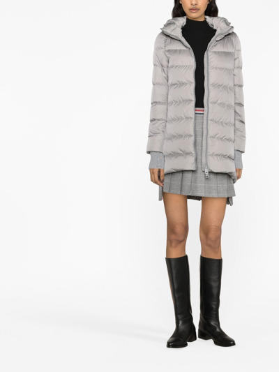Herno Feather Down Zip-up Padded Coat In Grau