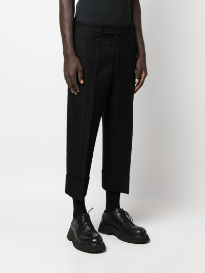 Shop Sapio Turn-up Cropped Trousers In Schwarz