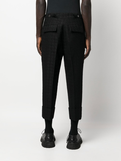 Shop Sapio Turn-up Cropped Trousers In Schwarz