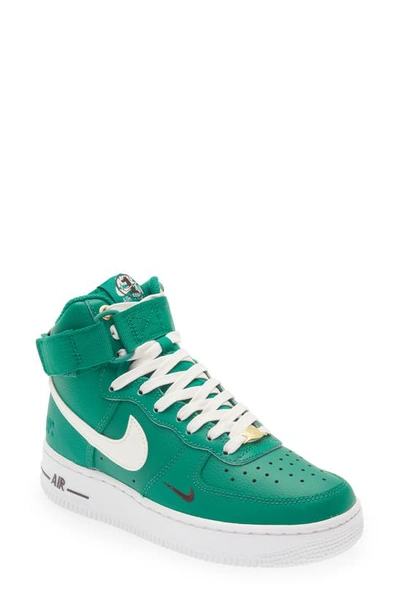 Nike Air Force 1 Hi Se Sneaker In Green |