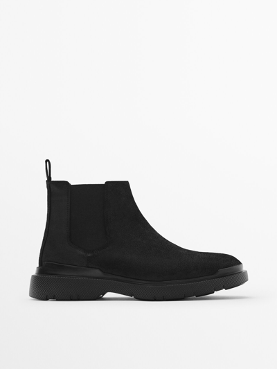 Shop Massimo Dutti Waxed Leather Chelsea Boots In Black