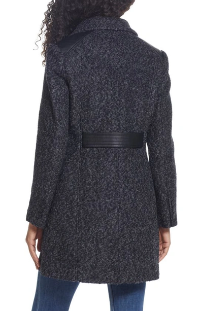 Gallery Walker Coat In Black