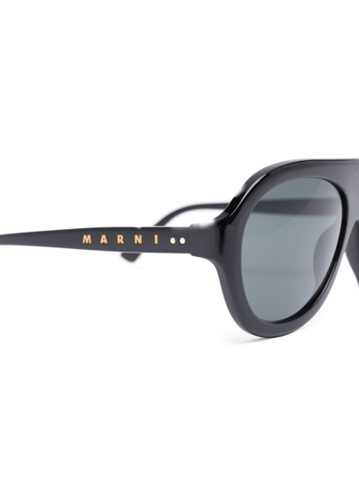 Shop Marni Eyewear T4t Round Sunglasses In Schwarz