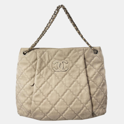 Pre-owned Chanel Beige Double Stitch Large Hamptons Shopping Tote