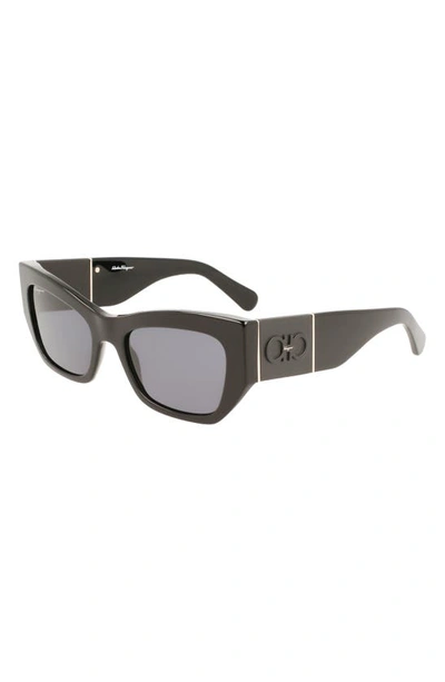 Ferragamo 54mm Modified Rectangular Sunglasses In Black