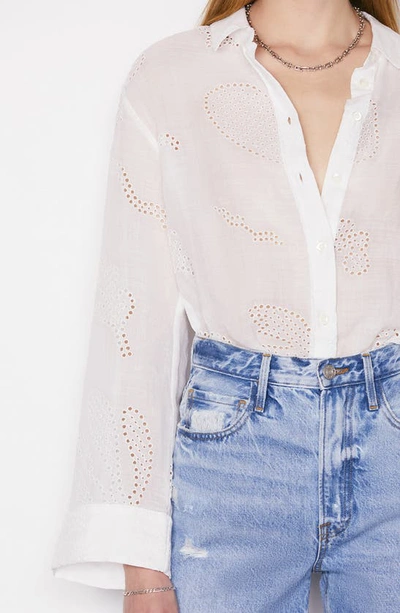 Frame Embroidered Eyelet Button-up Shirt In Blanc