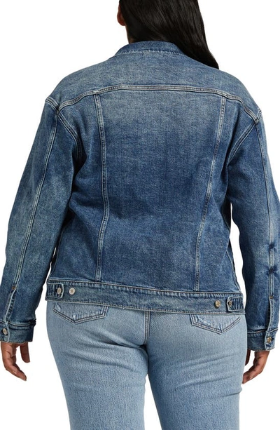 Shop Silver Jeans Co. Denim Trucker Jacket In Indigo