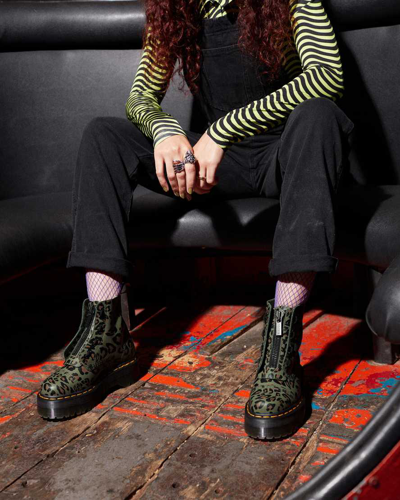 Shop Dr. Martens' Herren Sinclair Distorted Leopardendruck Plateaustiefel In Green,multi,leopard