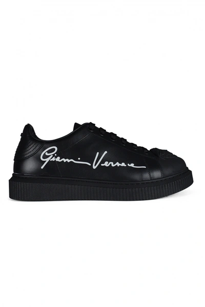 Shop Versace Sneakers Signature