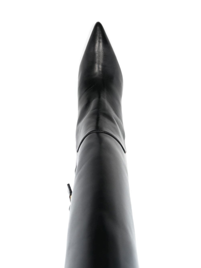 Stuart Weitzman Black Pointed Boots In Schwarz