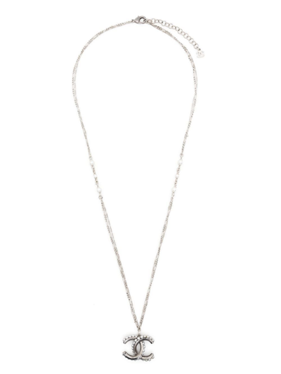 Pre-owned Chanel 2000s Cc Pearl-embellished Charm Necklace In Silver