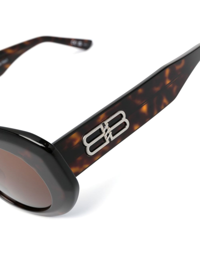 Shop Balenciaga Logo-plaque Round-frame Sunglasses In Braun