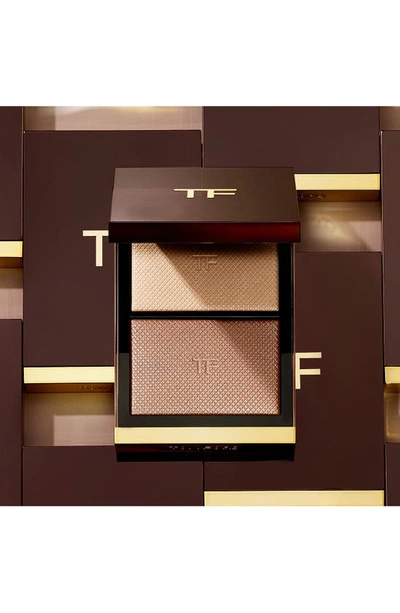 Shop Tom Ford Shade & Illuminate Highlighting Duo Palette In Peachlight