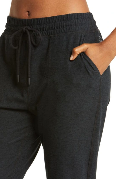 Shop Beyond Yoga Commuter Space Dye Midi Joggers In Darkest Night