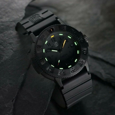 Pre-owned Luminox Navy Seal Original Evo - 3001.evo.bo