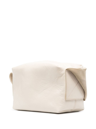 结构感设计斜挎包