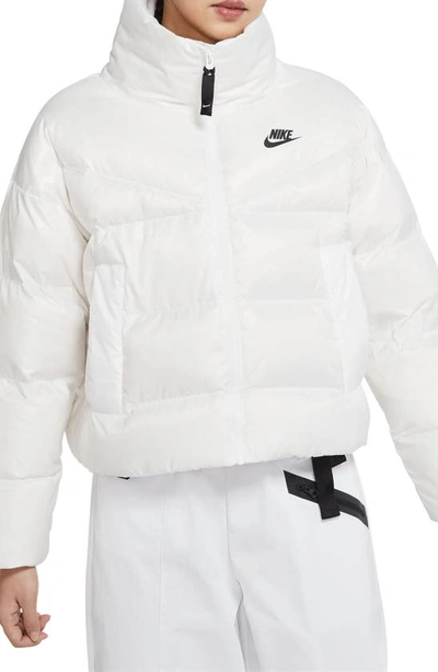 Nike Women's Sportswear Therma-fit City Series Jacket In White/black |  ModeSens