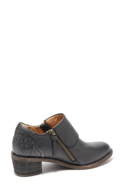 Halsa Footwear Michelle Ankle Boot In Black