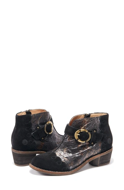 Halsa Footwear Miranda Bootie In Black