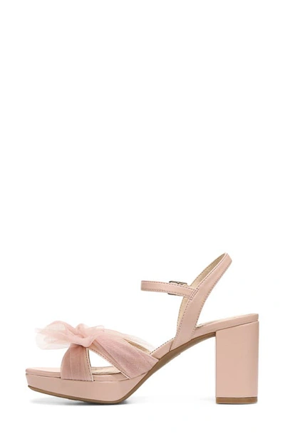 Lifestride Last Dance Platform Sandal In True Blush