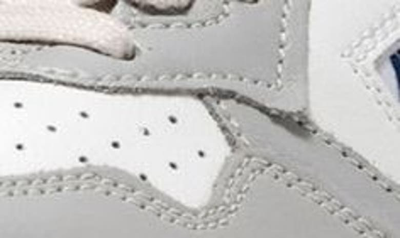 Shop Autry Medalist Low Sneaker In Leat/ Leat Vapor