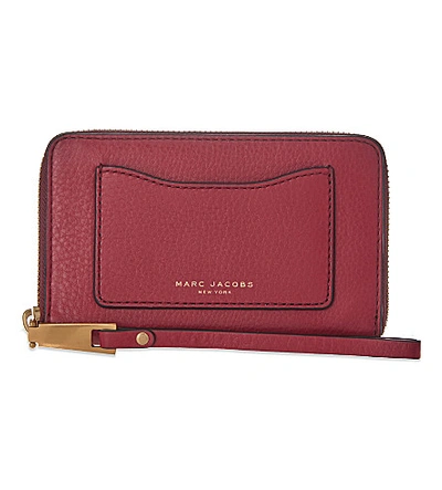 Shop Marc Jacobs Recruit Grained Leather Wrislet Wallet In Ruby Rose
