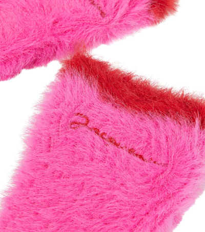 Shop Jacquemus Les Gants Neve Long Faux Fur Gloves In Pink