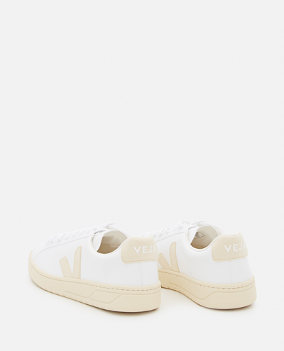 Veja Urca Cwl Sneakers In White