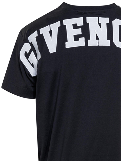 Shop Givenchy Logo-detailed Crewneck T-shirt In Black