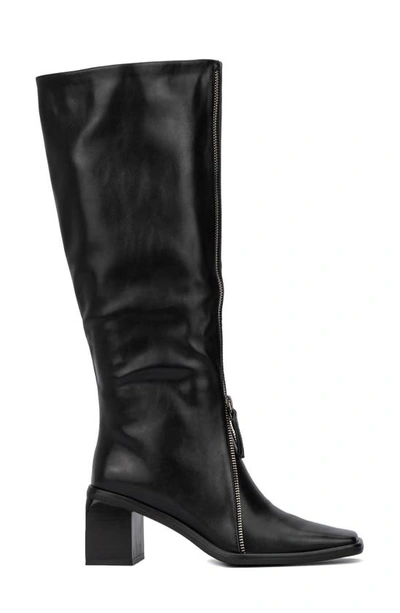 Torgeis Shylah Tall Boot In Black