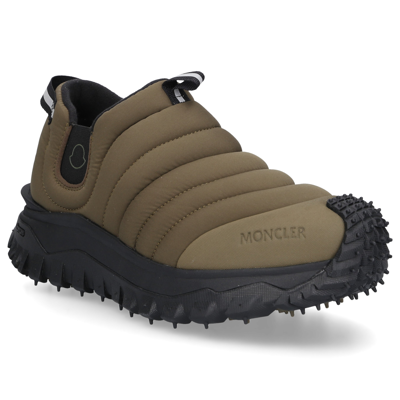 Shop Moncler Low-top Sneakers Apres Trail Nylon In Green