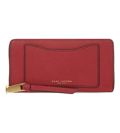 Shop Marc Jacobs Recruit Grained Leather Wallet In Ruby Rose