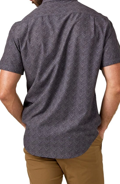 7 Diamonds Liberty Stretch Short Sleeve Button-up Shirt In Charcoal