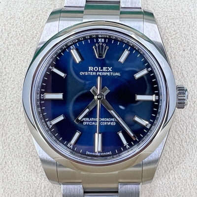 Pre-owned Rolex Oyster Perpetual 34 Mm Bright Blue 124200 Unworn Complete 2022