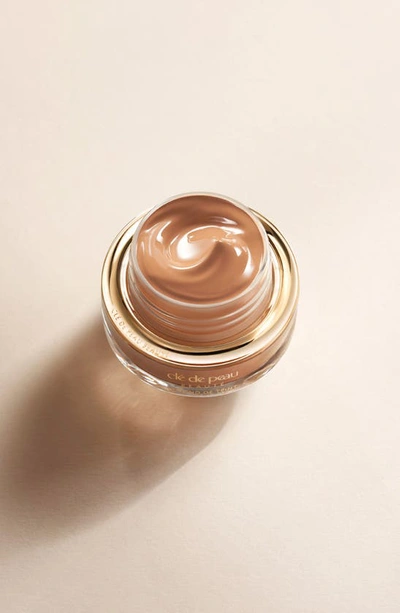 Clé De Peau Beauté The Foundation Spf 22 In O60 Deep Tan Ocher