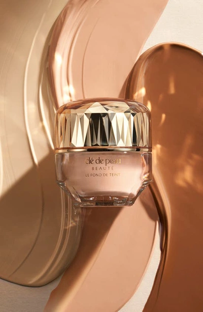 Clé De Peau Beauté The Foundation Spf 22 In O100 Rich Deep Ocher
