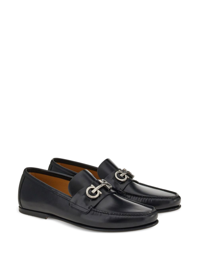 Ferragamo Galileo Gancini Buckle Leather Loafers In Black