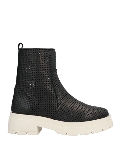 Shop Nila & Nila Woman Ankle Boots Black Size 7 Soft Leather