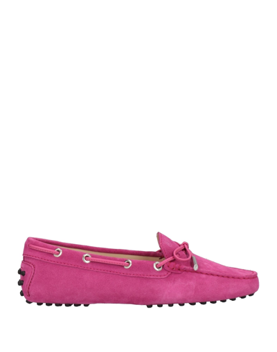 Tod's Gommino Croc-embossed Leather Loafer In Pink