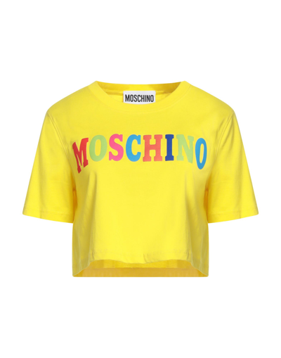 Shop Moschino Woman T-shirt Yellow Size 4 Cotton
