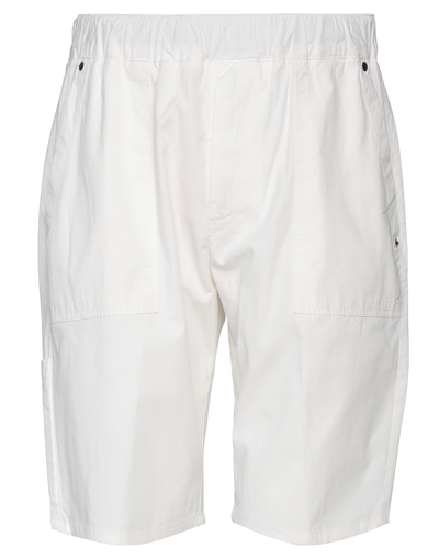 Shop Pmds Premium Mood Denim Superior Man Shorts & Bermuda Shorts Ivory Size 29 Cotton, Elastane In White