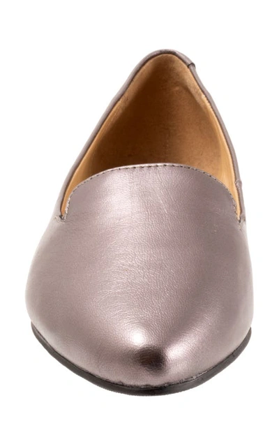 Trotters Harlowe Pointed Toe Loafer In Pewter