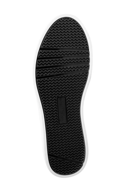 Revitalign Avalon Sneaker In Black