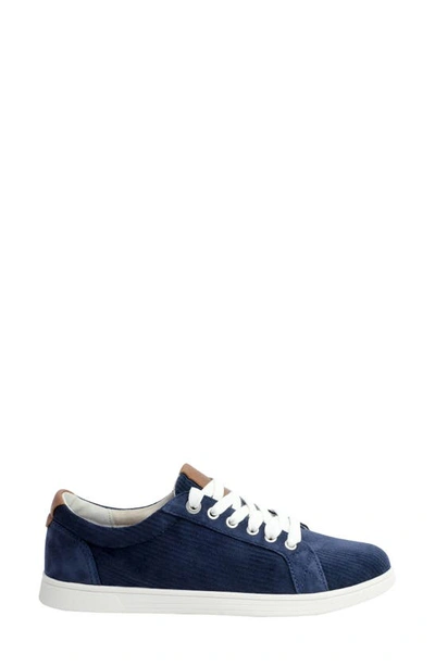 Revitalign Avalon Sneaker In Navy