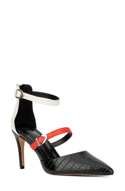 Shop New York And Company Jaelynn Pointed Toe Pump In Black/ White