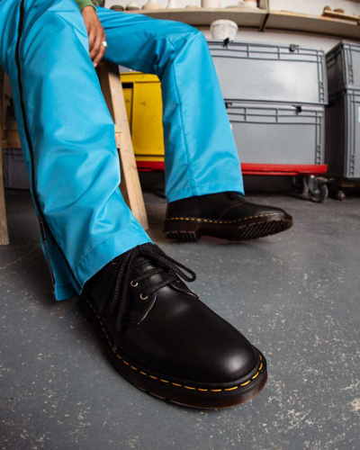 Dr. Martens Smiths Vintage Smooth Leather Dress Shoes In Black