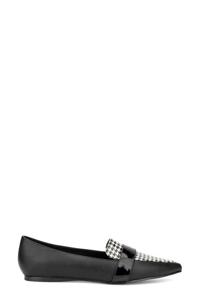New York And Company Women's Verity Loafers Women's Shoes In Black/ White