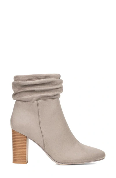 NEW YORK AND COMPANY NEW YORK AND COMPANY SANDY RUCHED BOOTIE 